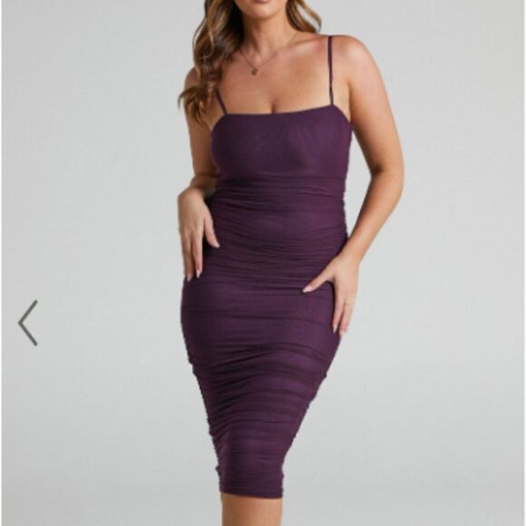 Eggplant Midi Ruched Dress - Picture 1 of 5